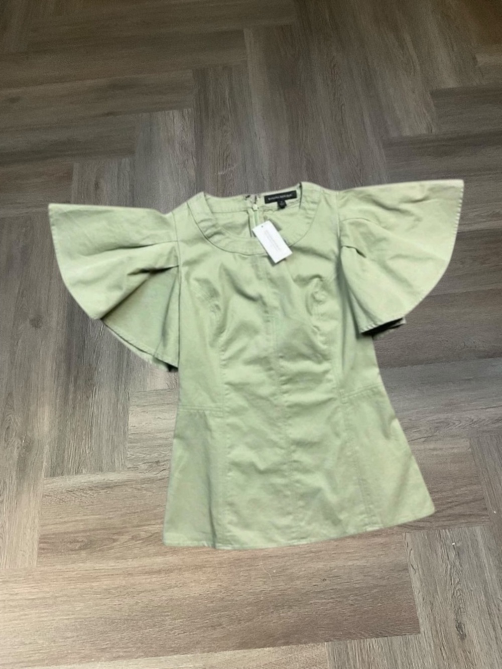 NWT Banana Republic Flutter Sleeve Structured Top Womens 0 Sage Green Boho Chic